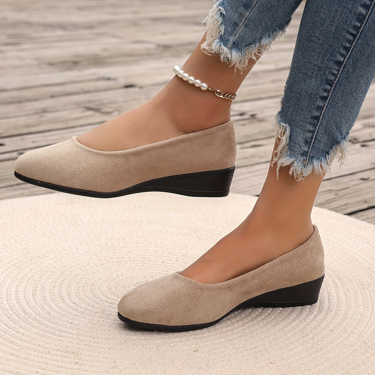 Elara™ | Orthopedic Wedge Flats